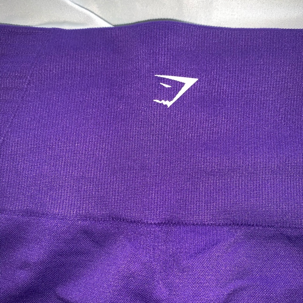 Purple gym shark leggings
